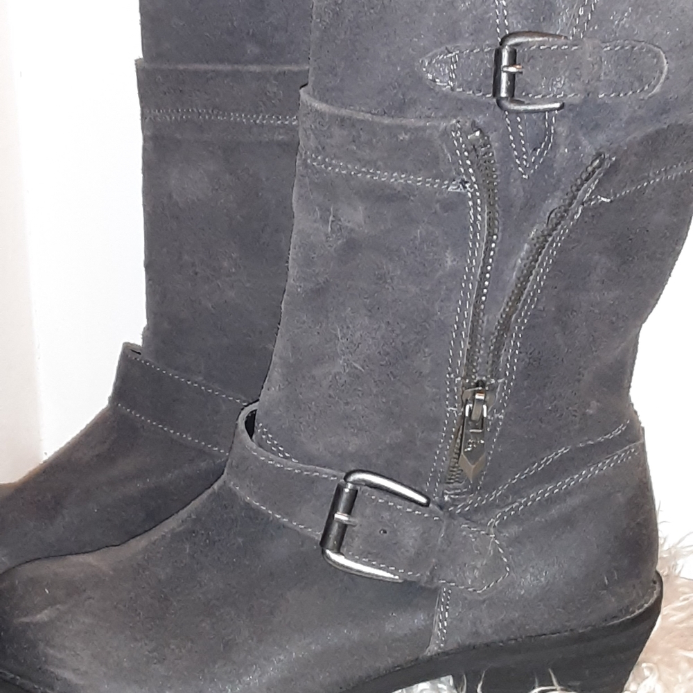 Fergie, Women's  Boot, Leather Upper